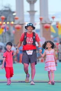 BIB: 5146
                            <button type="button" onclick="openModal(21766652)" class="btn btn-primary btn-sm float-right btn-popup" data-toggle="modal" data-target=".modal-high-quality">
                        <i class="fas fa-shopping-cart"></i> Add to Cart
                    </button>
                                            <button type="button" onclick="isThisMe(21766652, true)" class="btn btn-success btn-sm float-right btn-popup btn-isme hidden" data-toggle="tooltip" data-placement="bottom" title="นี่คือรูปของคุณใช่ไหม คลิกที่นี่เพื่อเอาเข้าอัลบั้ม">
                        <i class="fas fa-plus"></i> Add to album
                    </button>
                    <button type="button" onclick="isThisMe(21766652, false)" class="btn btn-warning btn-sm float-right btn-popup btn-isnotme hidden">
                        <i class="fas fa-ban"></i> Remove from album
                    </button>